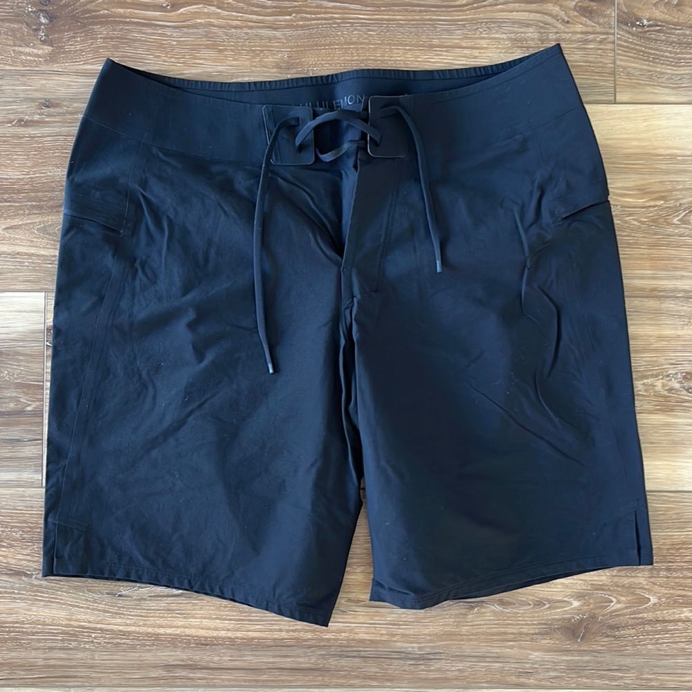 Lululemon Current State Board Short 9", Size 31, Black (Never Worn)